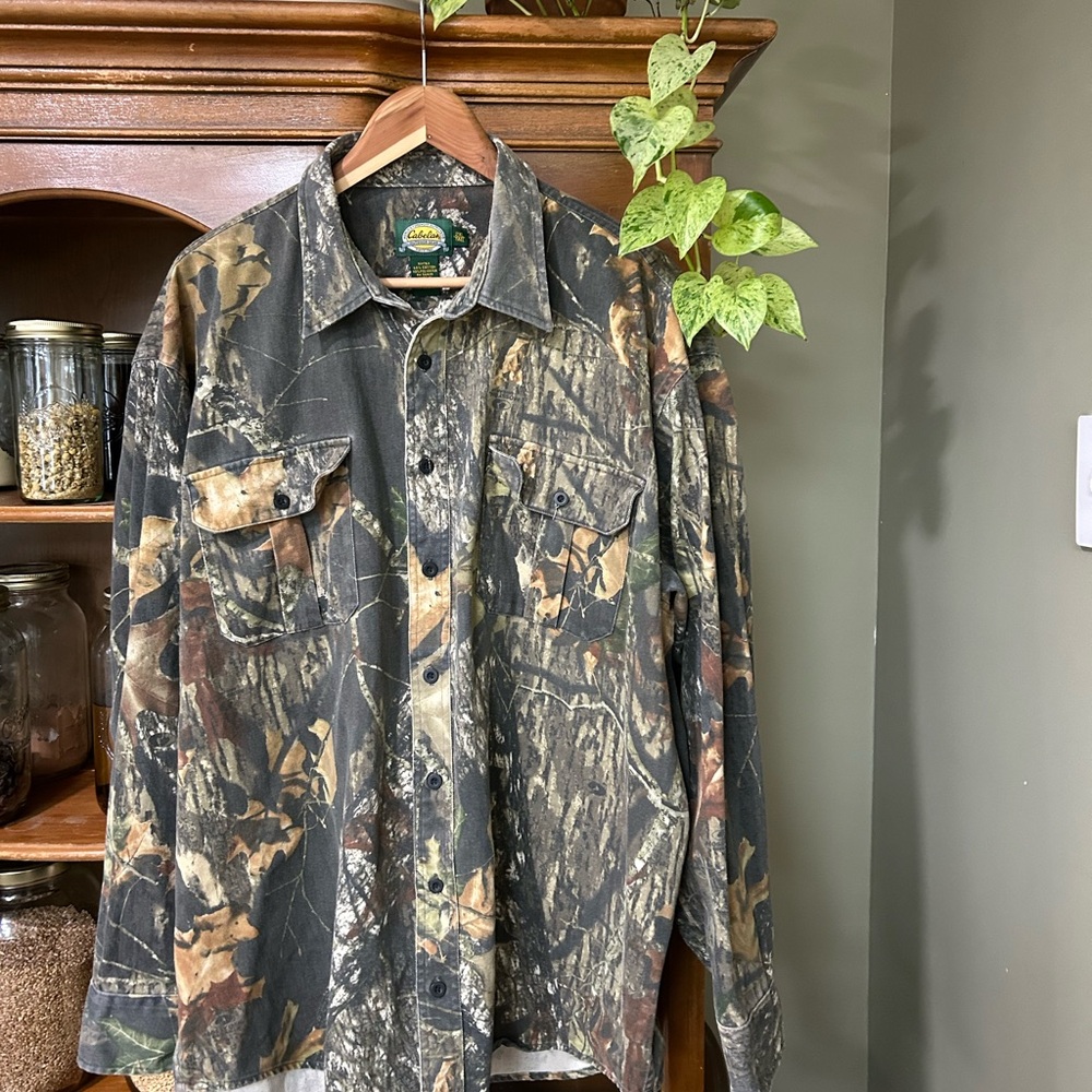 Cotton Cabelas Real Tree Camo Button Down